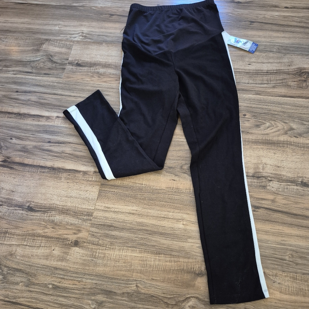 NWT Planet Motherhood Maternity Pants Size M